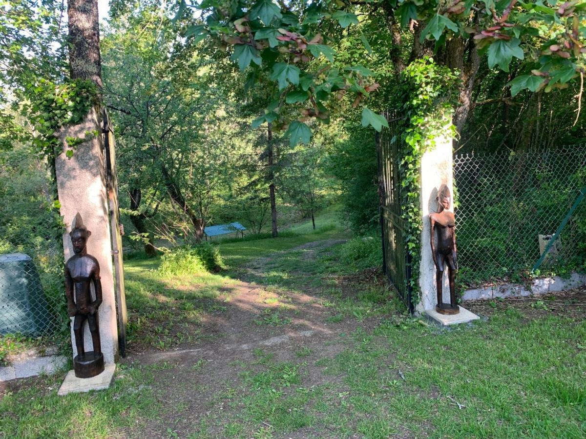 Bed and Breakfast Le Jardin Des Hirondelles Blanzaguet-Saint-Cybard Zewnętrze zdjęcie